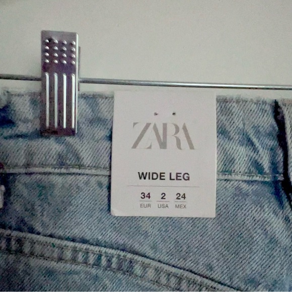 BRAND NEW! INFLUENCER ZARA High Rise Ripped Wide Leg Light Blue Jeans Size 2 - Picture 3 of 15